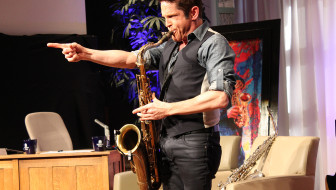 Dave Koz, Special Guest on Breakfast with Gary and Kelly, KSBR Radio Show