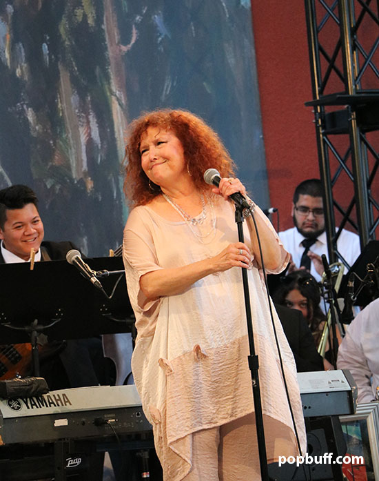 Melissa Manchester Melissa Manchester and the Citrus College Blue Note Orchestra serenade the audience with her classic hits