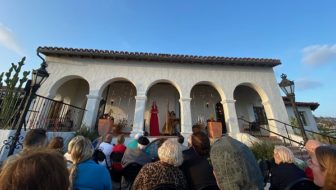 Alfresco Opera at Casa Romantica featuring Andrea Zomorodian and Liv Redpath