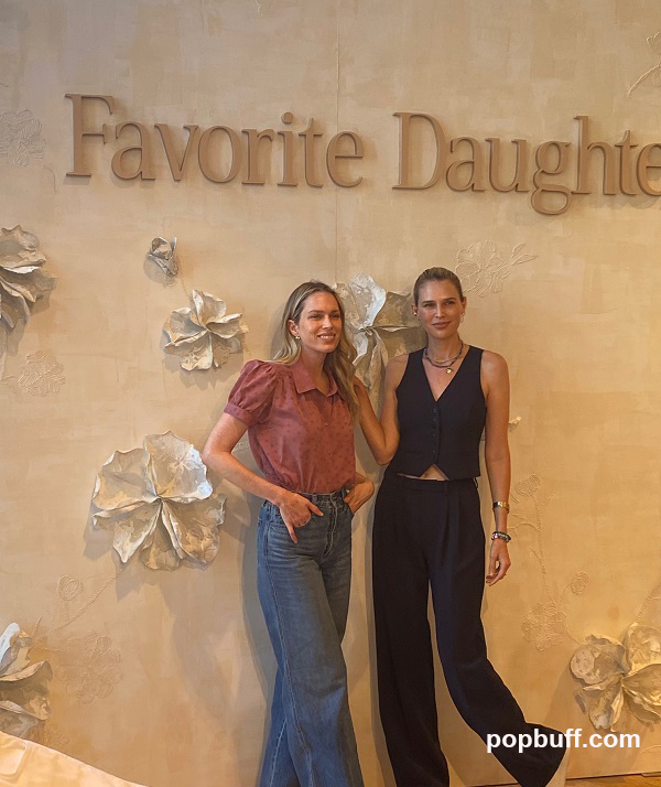 Erin and Sara Foster launching of Favorite Daughter at Anthropologie in Fashion Island - Popbuff.com