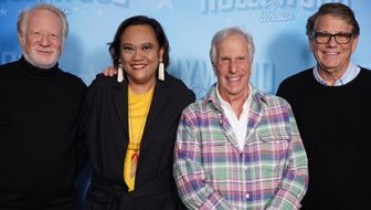 Don Most, Popbuff blogger Ruchel Freibrun, Henry Winkler and Anson Williams at the Hollywood Show in Burbank