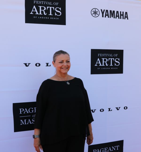 Anita Mangels 2023 Festival of Arts Board Member walks the red caroet at Festival of Arts/Pageant of the Masters 2023 Night of Gala - Popbuff.com