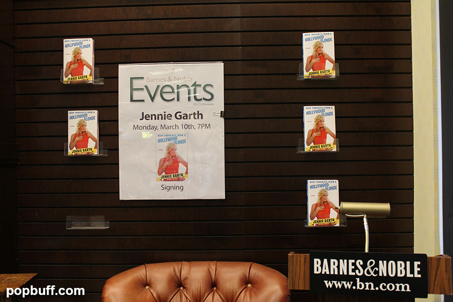 Jennie Garth Book Signing Event - March 10, 2014