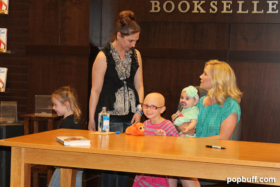 Jennie Garth at her book signing in LA